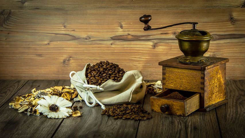 il caffè della peppina… e il rumore del macinino, e il profumo
