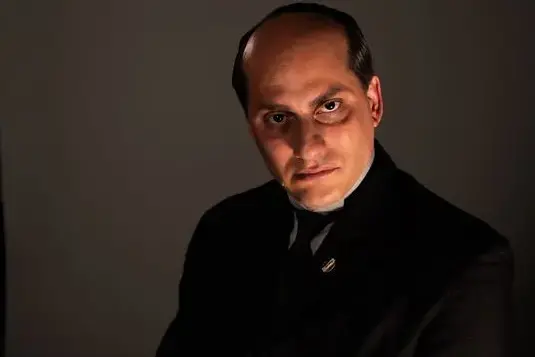 Arriva in chiaro su La7 la serie M Il figlio del secolo